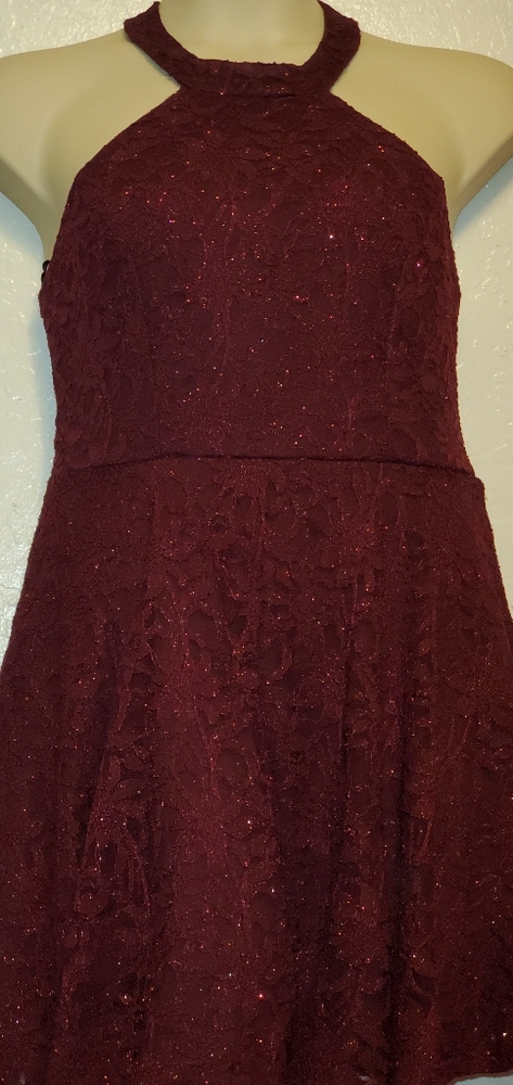Beautiful size 15 prom dress never worn